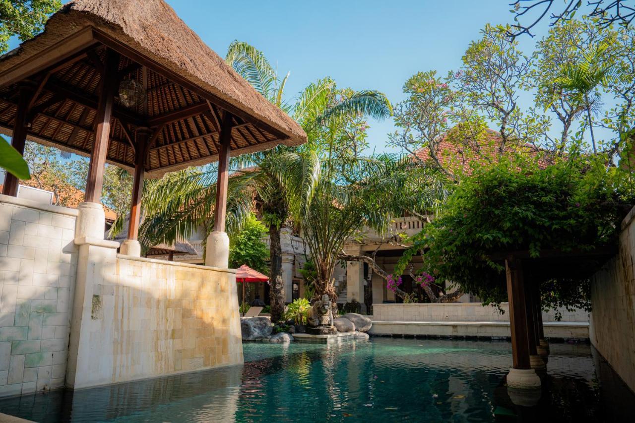 Griya Santrian A Beach Resort And Spa Sanur Kültér fotó
