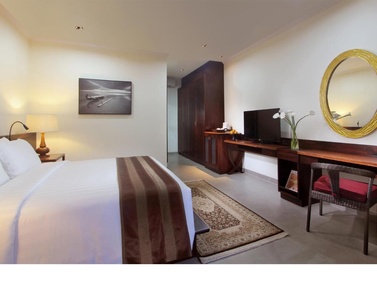 Griya Santrian A Beach Resort And Spa Sanur Kültér fotó