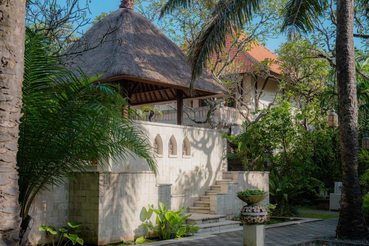 Griya Santrian A Beach Resort And Spa Sanur Kültér fotó